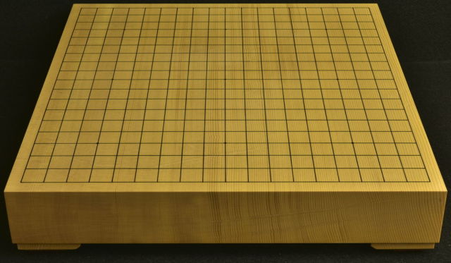 碁盤 本榧足付き (桐蓋、布盤覆い付き) くるまれ