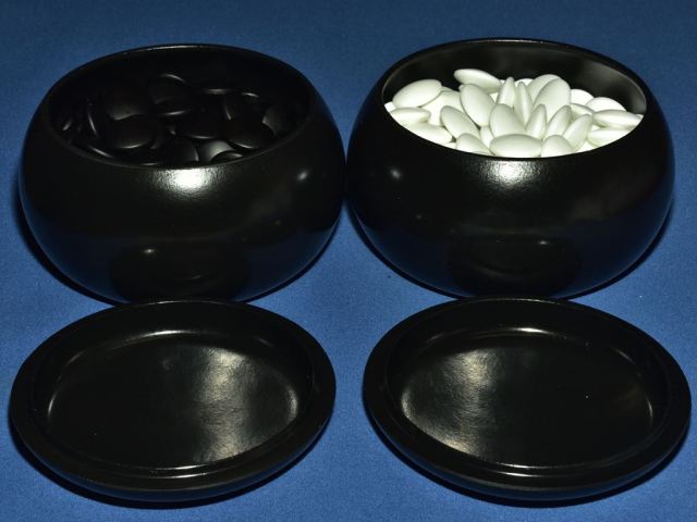 囲碁の碁石 新生ガラス碁石 碁笥付セット C