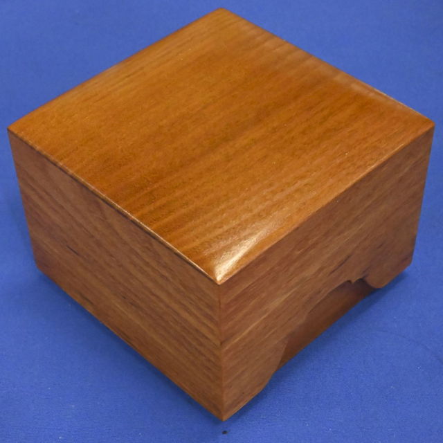 本桑　将棋駒箱　ガラスコート仕上げ 本桑 将棋駒箱 | iichi 日々の暮らしを心地よくするハンドメイド