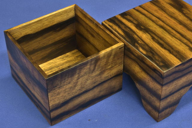 値下げ　黒柿　拭き漆　筆箱小物入れ　約20cm×約6cm×約4cm 値下げ 黒柿 拭き漆 筆箱小物入れ 約20cm×約6cm×約4cm