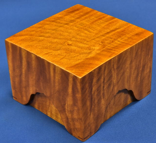 栃玉杢小物入れ　指物師最高傑作　名品 224 国産材 栃 (トチ) 縮杢 爆竹ケース一体型 熊おどし - メルカリ