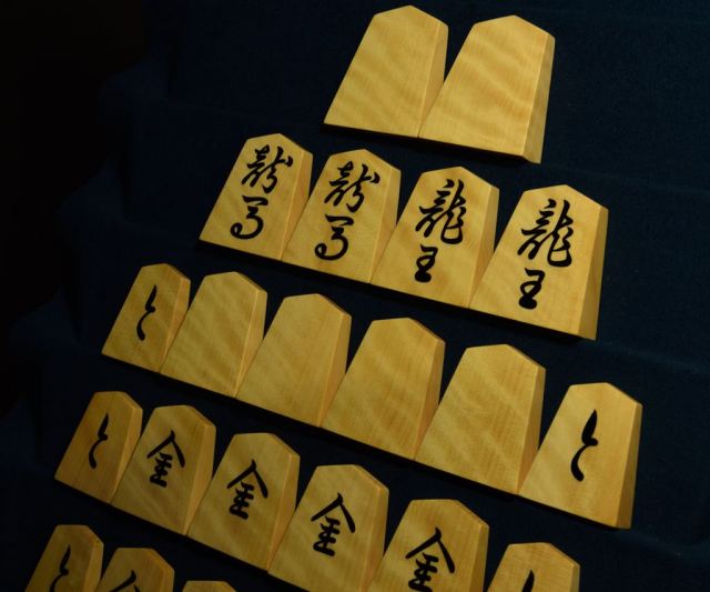 非売品 クリスタルグラス将棋 黒虎ver 非売品 クリスタルグラス将棋 黒虎ver