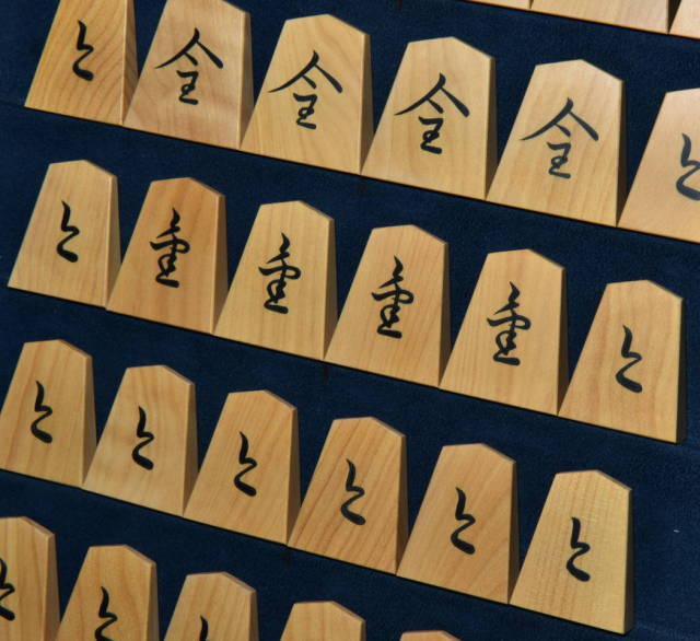 舞翁 秀山作 Jingo Shimizu the 2nd. Design of rain dragon. Mid Edo period