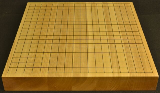 卓上碁盤 本榧（日本・日向産） 柾目 再生品