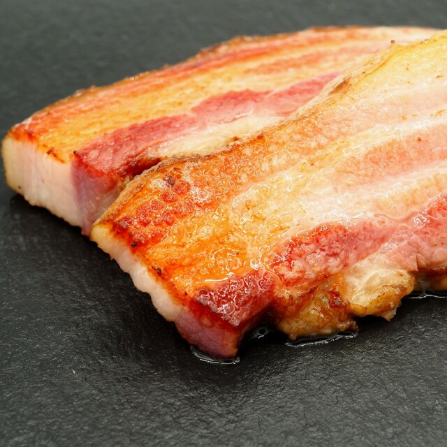 みやじ豚ベーコンブロック