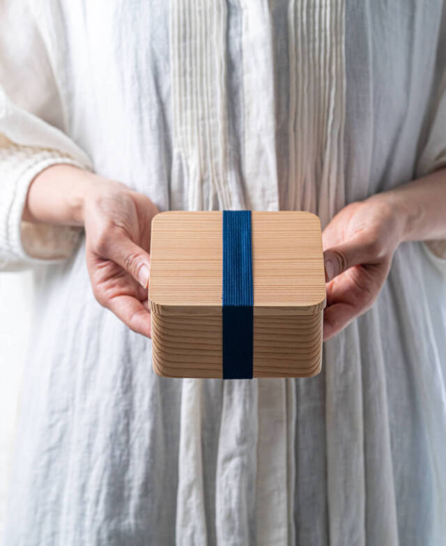 都城杉弁当箱(正方形) サンセラクリプト みやこんじょ産直LiveShopping