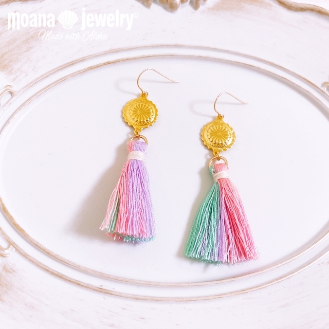 moana_p346 コンチョ×タッセルのピアス Tassel