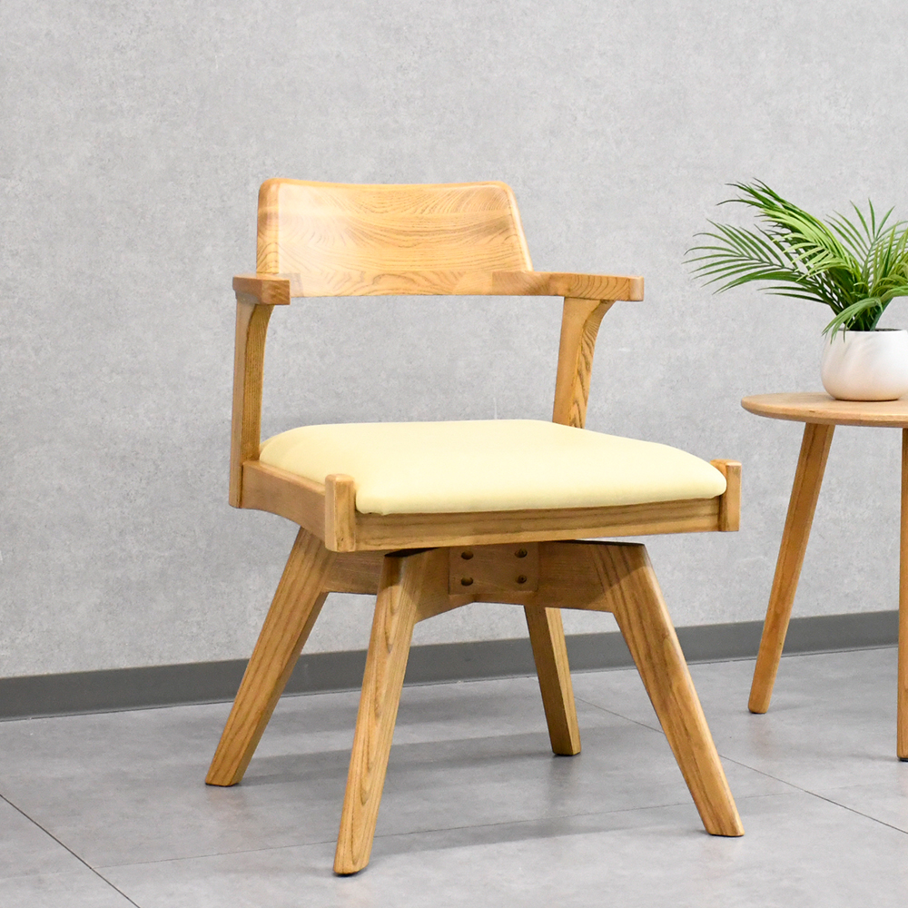 【アウトレット商品】 北欧スタイル無垢材回転肘付きダイニングチェア