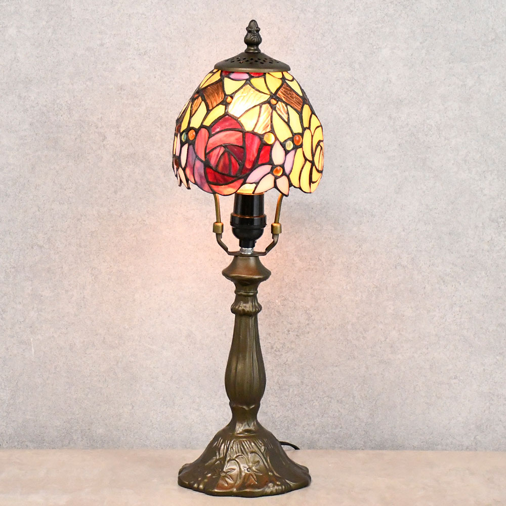 新品アウトレット】アンティーク調ステンドグラス 卓上照明 ライト