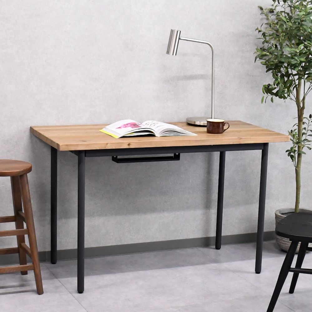 【アウトレット商品】 パイン古木を使用したおしゃれな120cm幅のデスク 机