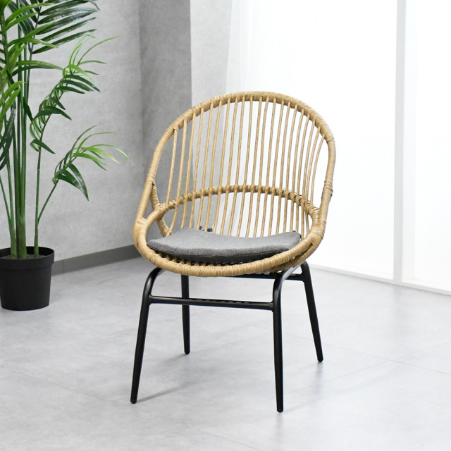 【1本限定】リゾネア Resonaire オーバルチェア イス ガーデンチェア 樹脂 ラタン調 グランピング アウトドア ガーデンファニチャー アウトドアリビング クッション付き アウトレット アウトレット家具 格安 通販 激安 F0502C