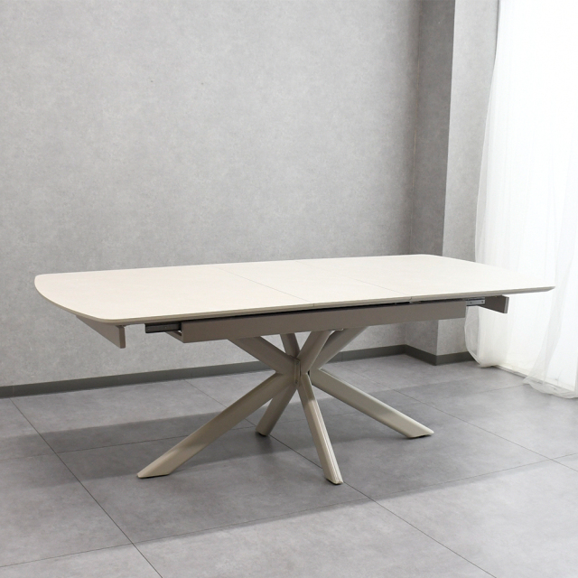 【アウトレット商品】 訳あり伸長式ダイニングテーブル 160-200cm