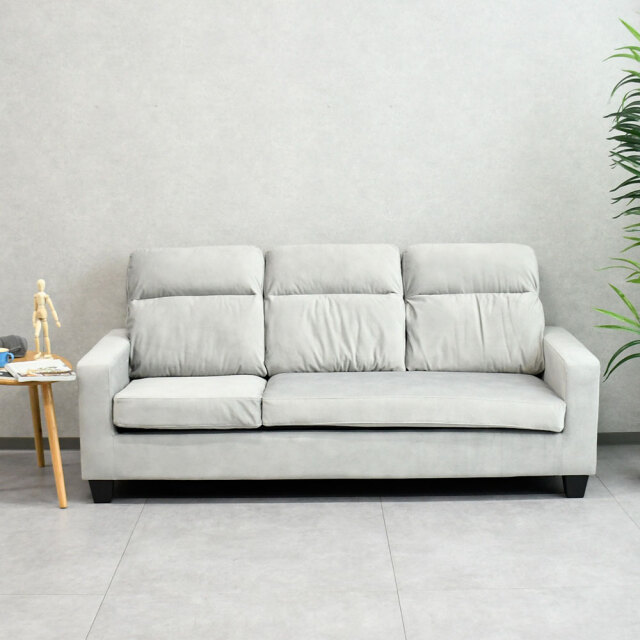 【アウトレット商品】サラッとした生地の3人掛けソファ FE21F