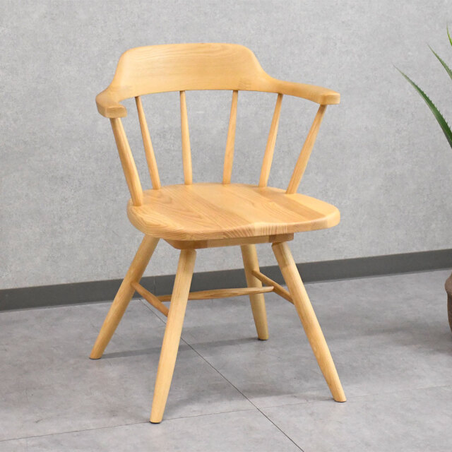 【新品アウトレット】伝統的なデザイン！アッシュ無垢材回転式ダイニングチェア 1脚 OK7E