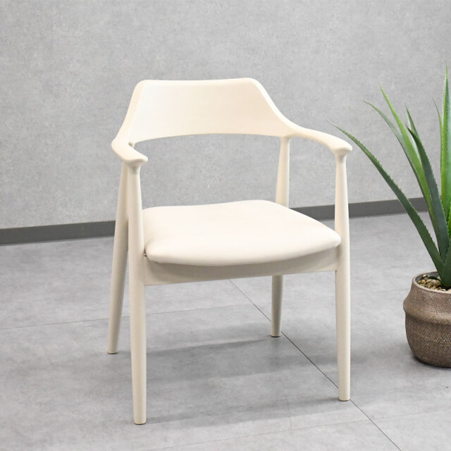 新品アウトレット】北欧スタイル無垢材ダイニングチェア OJ9I mobler