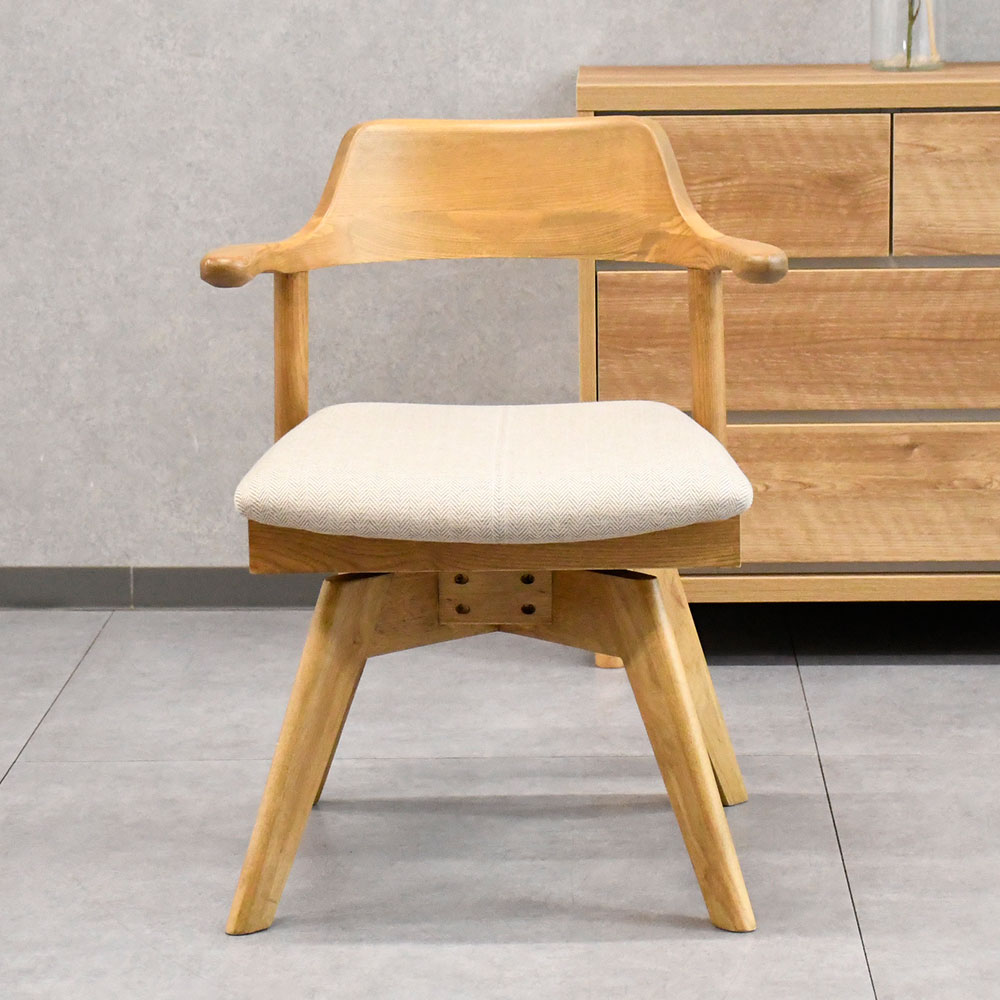 アッシュ無垢材肘付き回転式ダイニングチェアー OB24I [アウトレット:接合が甘い]