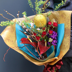 大人スタイリッシュな花束8800円(税込)