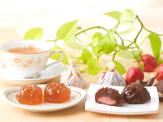 春のわらびういろ＜苺チョコ＆紅茶＞