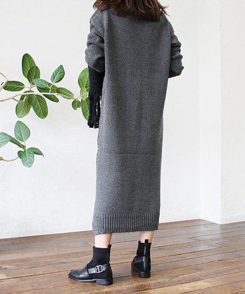 【関税込み】TOTEME グレー ケーブルニット マキシワンピース SALE】ケーブルニットワンピース/3カラー