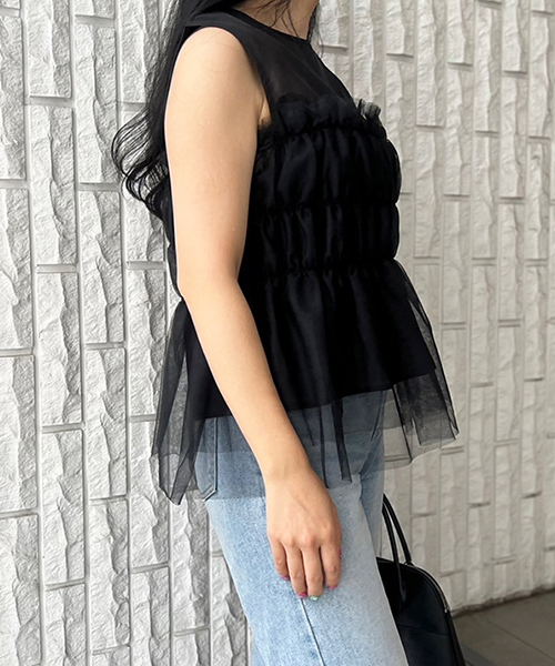 グッチ　ノースリーブトップス　XS ブラック SALE】チュールティアードノースリーブトップス/2カラー