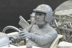 "DIVE NINE" Figure Series : 1/12scale "Driver Type S.M  [SITTING] "
