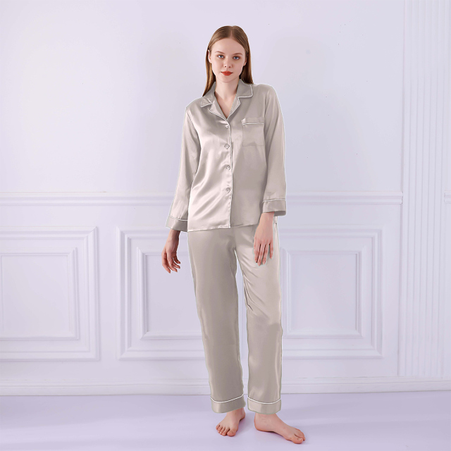 19匁 シルクパジャマ レディース