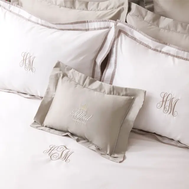 HOTEL LIKE INTERIOR 枕 &カバーのセット50x76cm HOTEL LIKE INTERIOR 枕 &カバーのセット50x76cm セット商品