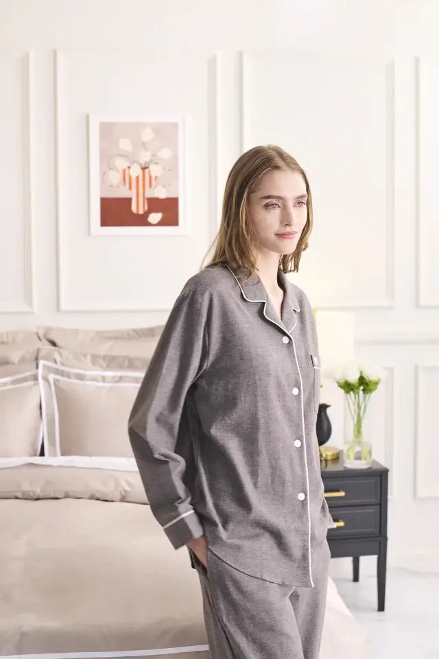 イニシャル刺繍のできるペアパジャマ ｜ メンズ