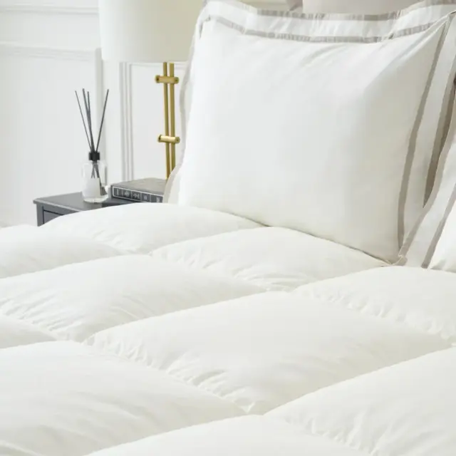 ベッドパッドで人気なブランド メーカーのホテルライクインテリア