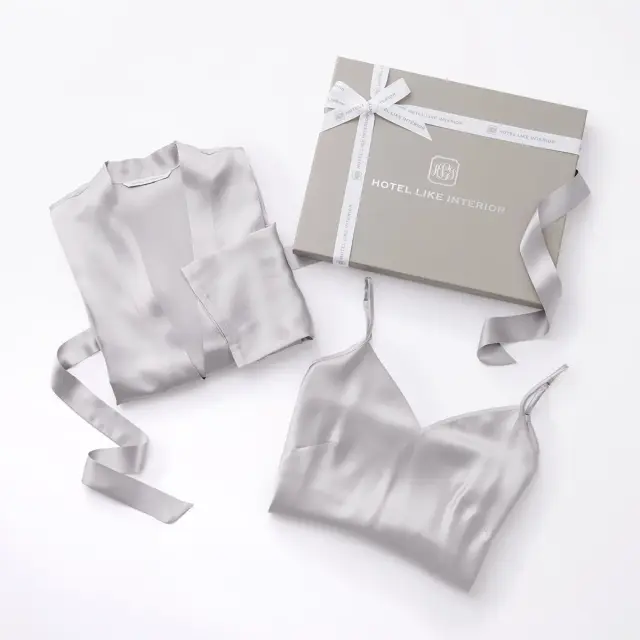 【ギフトBOX入り】 19匁 シルクロングドレス＆ローブ