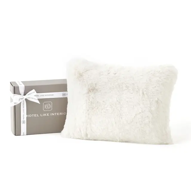 【ギフトBOX入り】ラグジュアリープラッシュ ｜ クッションカバー ｜ ブドワール ｜ 30×40cm