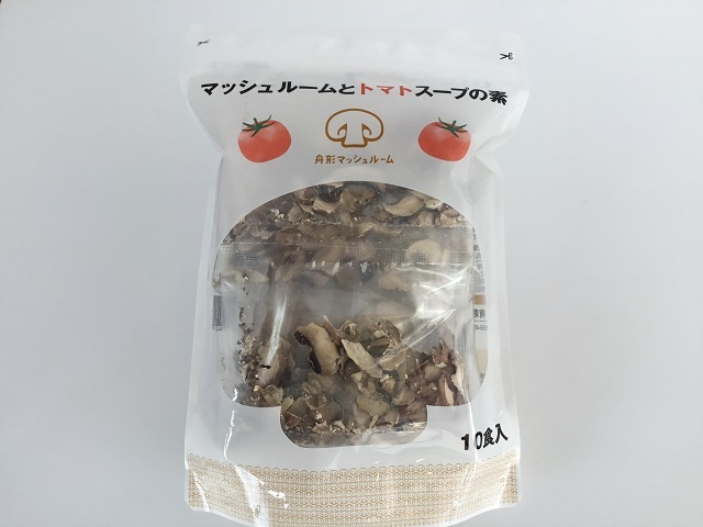 マッシュルームとトマトスープ
