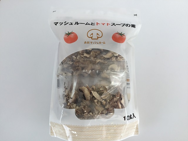 マッシュルームとトマトスープ