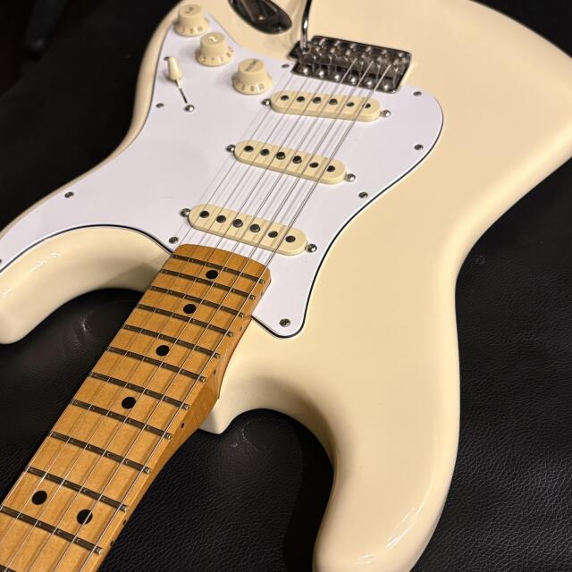 Fender Jimi Hendrix Stratocaster Olympic White