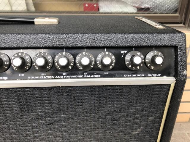 Fender SUPER TWIN REVERB