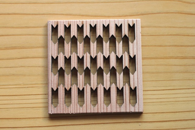 文様コースター・矢羽根