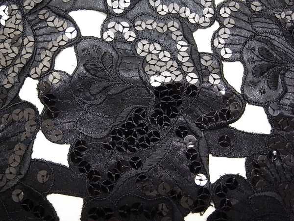 高級チュールーレース