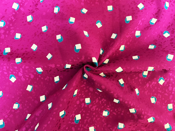 イタリア製輸入生地　【ARMANI/アルマーニ社】/ピュアシルク/1着分2,6m