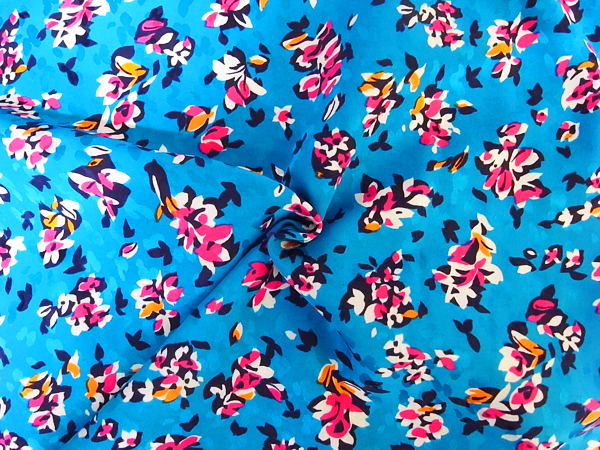 イタリア製輸入生地　【GRES/マダムグレ社】/ピュアシルク/1着分3.9m