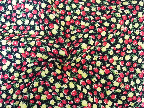 イタリア製輸入生地　【GIVENCHY/ジバンシー社】　ピュアシルク/小花柄プリント/1着分2,4m