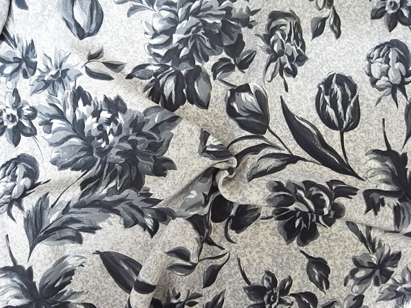 フランス製生地　【ピュアヘビーシルク】　プリント/1着分4,2m