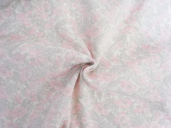 イタリア製輸入生地 【GIVENCHY/ジバンシー社】 ピュアシルク楊柳/花柄プリント/1着分2,6m