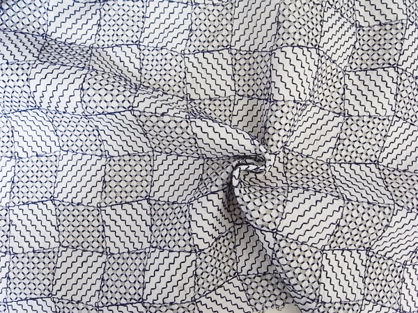 スイス製輸入生地 【ピュアコットン】 カットレース/1着分2,4m