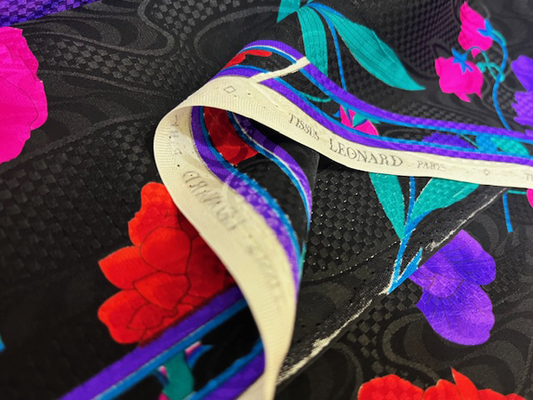 特選輸入生地 LEONARD