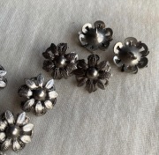 (M-9)ヴィンテージシルバー花形ボタン