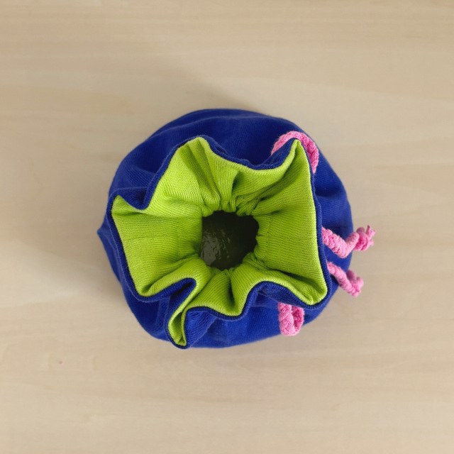 MI:IRO／Kinchaku（キンチャク）／LIGHT GREEN × ROYAL BLUE ×PINK