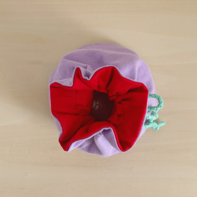 MI:IRO／Kinchaku（キンチャク）／RED × LIGHT PURPLE × ICE GREEN