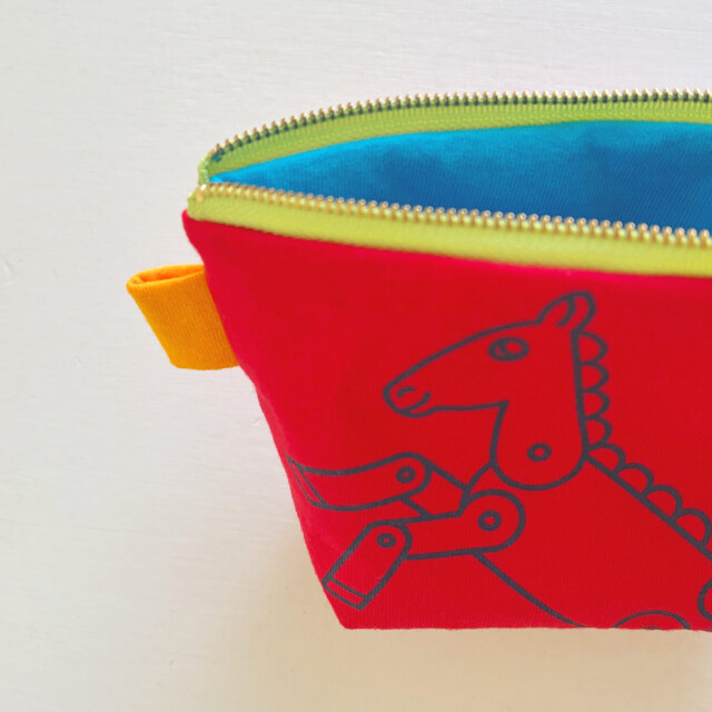 リメイクポーチ