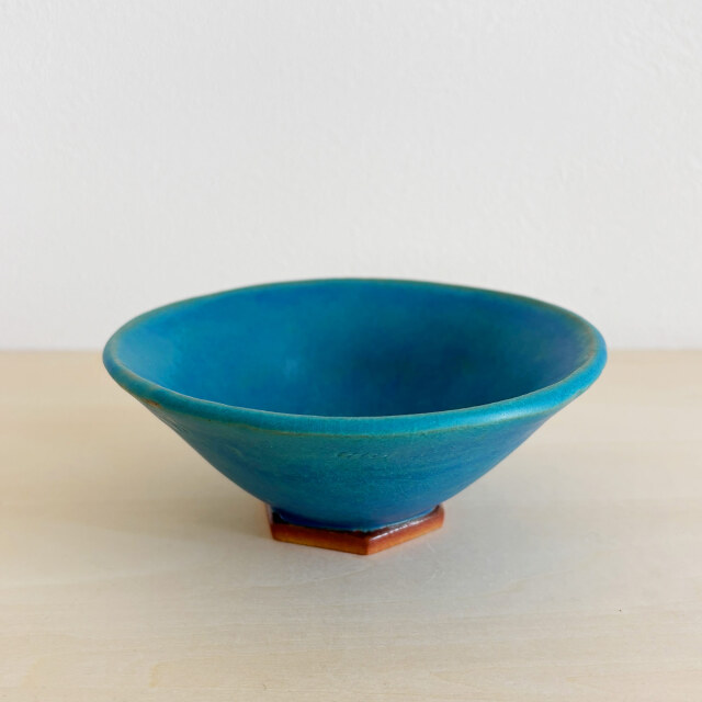 六角形高台の小鉢茶わん（ターコイズ）