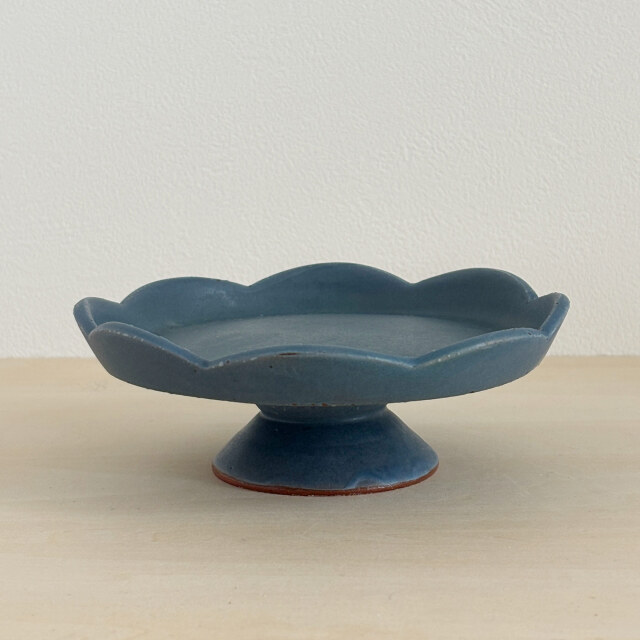 ふわふわフリルのコンポート（灰青色マット）